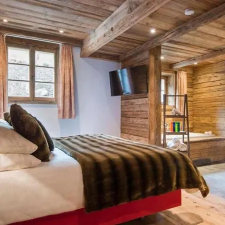 فيلة 7br Modern Chalet Close To Mountains- If You Want To Book, Please Contact On Wh-ats-app - 0034-605-434-371 !!!!
